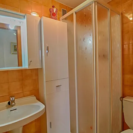 Holiday Apolo Iii 6 Apartment